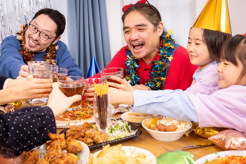 家族の食事（参考画像）